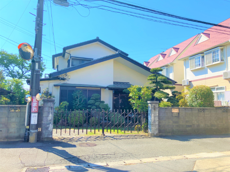 平塚市長持古家付き土地